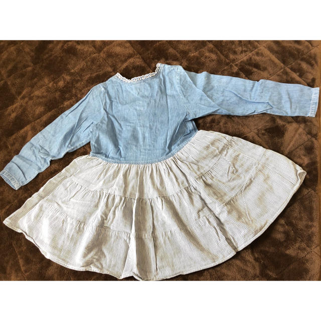 GUESS(ゲス)のGUESS  ワンピース　　サイズ130くらい キッズ/ベビー/マタニティのキッズ服女の子用(90cm~)(ワンピース)の商品写真