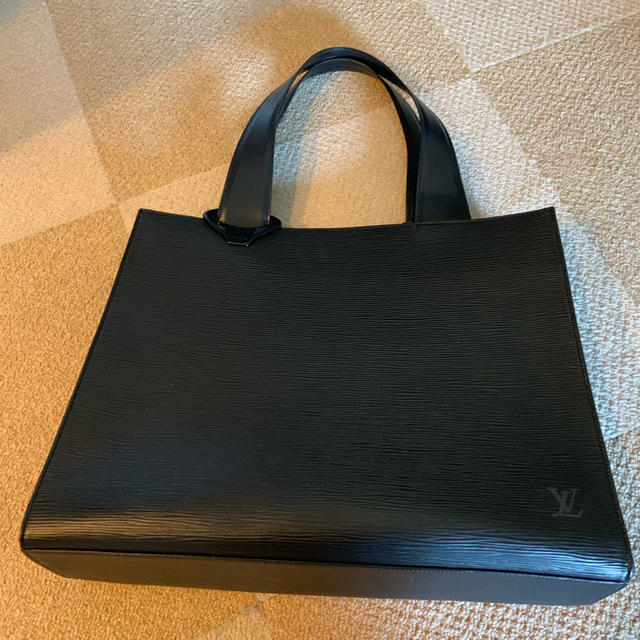 店舗良い LOUIS VUITTON - 極美品!LOUIS VUITTONエピ正規品 その他