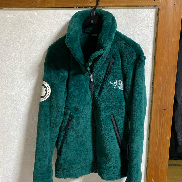 THE NORTH FACE(ザノースフェイス)のANTARCTICA VERSA LOFT JACKET  L  2018 美品 メンズのジャケット/アウター(ブルゾン)の商品写真