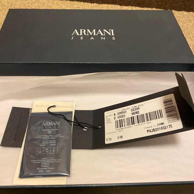 ARMANI JEANS(アルマーニジーンズ)の【美品】ARMANI JEANS(アルマーニジーンズ) 長財布 未使用 メンズのファッション小物(長財布)の商品写真