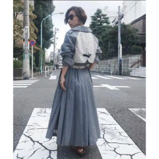 完売品】Ameri VINTAGE バックプリーツコート-