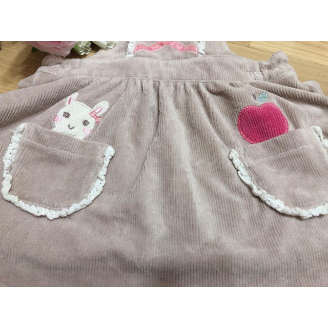 coeur a coeur(クーラクール)のクーラクール うさぎちゃんとリンゴジャンドレ 80 キッズ/ベビー/マタニティのベビー服(~85cm)(ワンピース)の商品写真