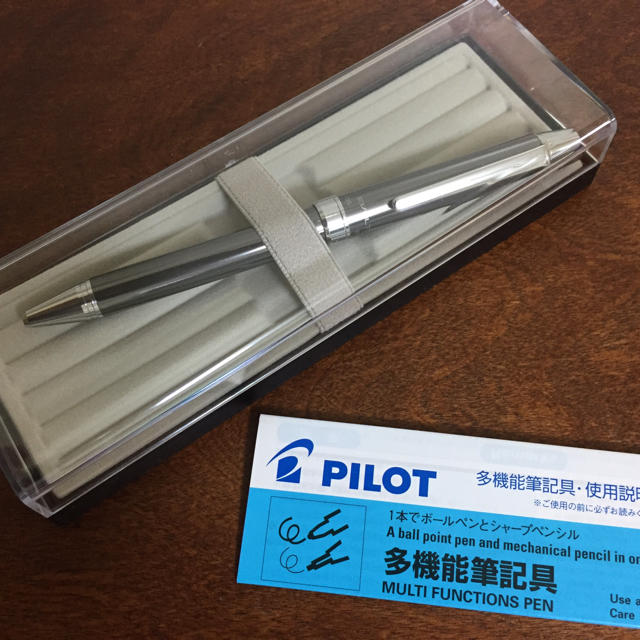 PILOT(パイロット)のPILOT 多機能ボールペン インテリア/住まい/日用品の文房具(ペン/マーカー)の商品写真