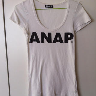 アナップ(ANAP)のANAP ロゴ tee(Tシャツ(半袖/袖なし))