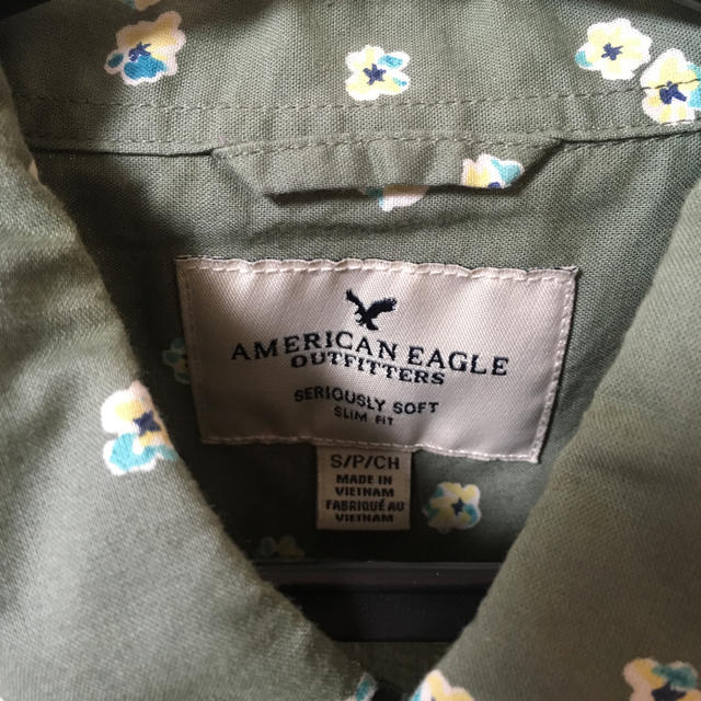 American Eagle(アメリカンイーグル)のアメリカンイーグル 花柄シャツ メンズのトップス(シャツ)の商品写真