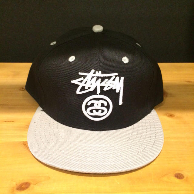 STUSSY - ステューシー キャップ 黒×ライトグレーの通販 by りんご's