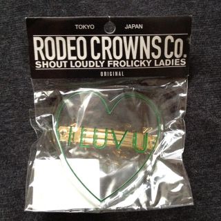 ロデオクラウンズ(RODEO CROWNS)のロデオ♡ハート型バレッタ♡新品(ヘアピン)