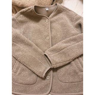 ユニクロ(UNIQLO)のぴょん様　専用🥳ユニクロ　フリースノーカラジャケット　ボア　ブルゾン(ノーカラージャケット)