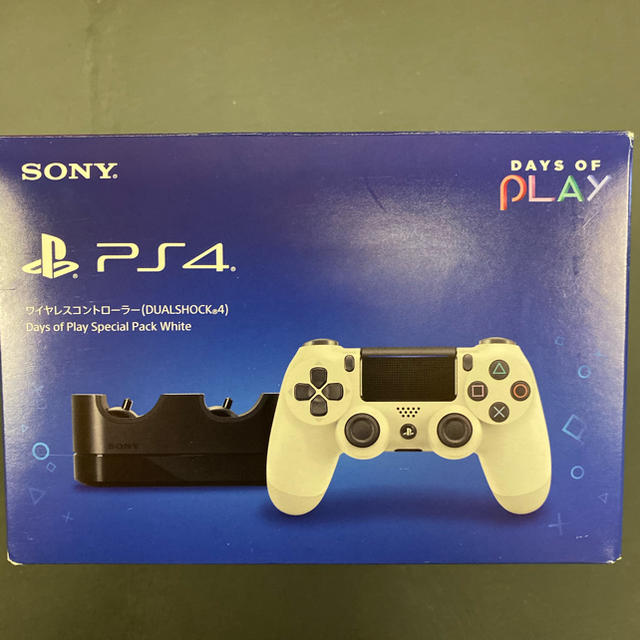 ゲームソフト/ゲーム機本体PS4ワイヤレスコントローラー　DUALSHOCK4 ホワイト