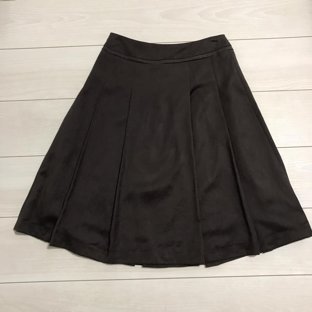 INED(イネド)のINED  フェイクスエードスカート レディースのスカート(ひざ丈スカート)の商品写真