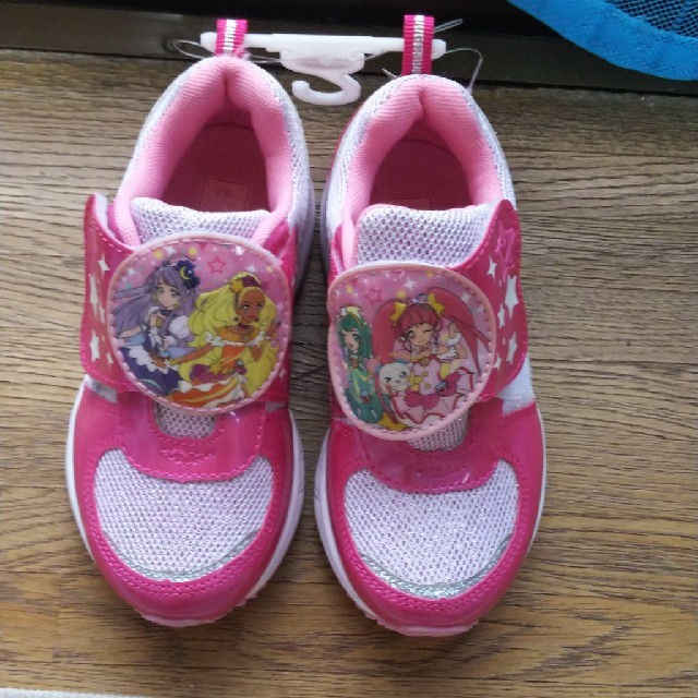 西松屋(ニシマツヤ)のスタートゥインクルプリキュア☆ 靴 キッズ/ベビー/マタニティのキッズ靴/シューズ(15cm~)(スニーカー)の商品写真