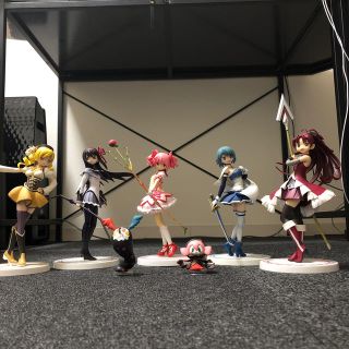 まどマギ フィギュア 5人＋まどほむ＋魔女ネンドロイド 自作フィギュアケース別売(フィギュア)