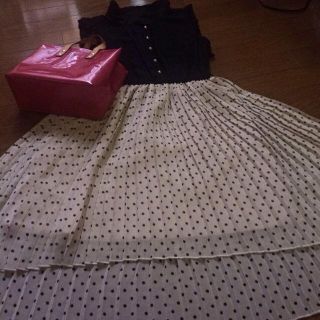 ジルスチュアート(JILLSTUART)のワンピース(ひざ丈ワンピース)