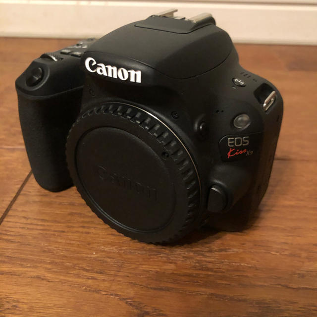 【美品】Canon EOS Kiss x9 標準レンズセット