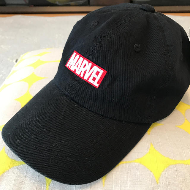 MARVEL(マーベル)のMARVEL ☆ 黒キャップ 【いちご様専用】 レディースの帽子(キャップ)の商品写真