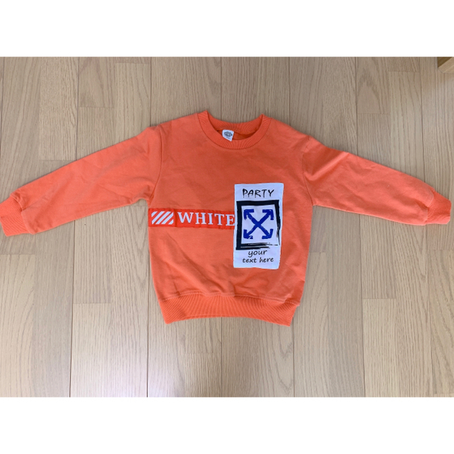 OFF-WHITE(オフホワイト)のトレーナー キッズ/ベビー/マタニティのキッズ服男の子用(90cm~)(その他)の商品写真