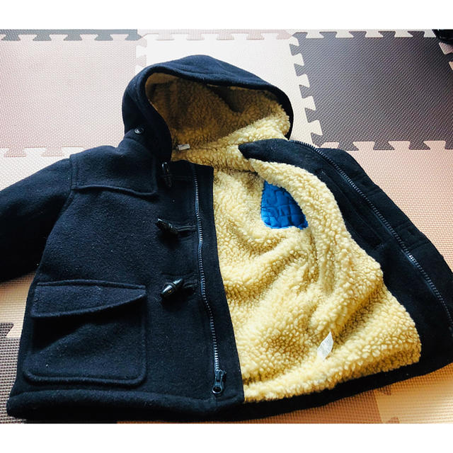 babyGAP(ベビーギャップ)の最終値下げ　12月末まで　babyGAP  ダッフルコート　95cm  キッズ/ベビー/マタニティのキッズ服男の子用(90cm~)(コート)の商品写真