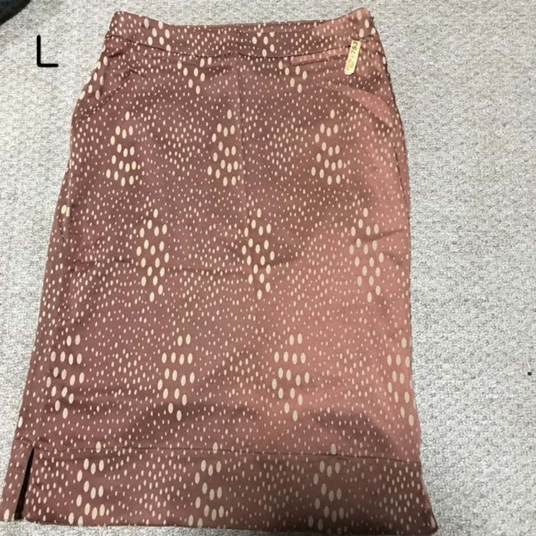ライトブラウンスカートストレッチ素材 レディースのスカート(ひざ丈スカート)の商品写真