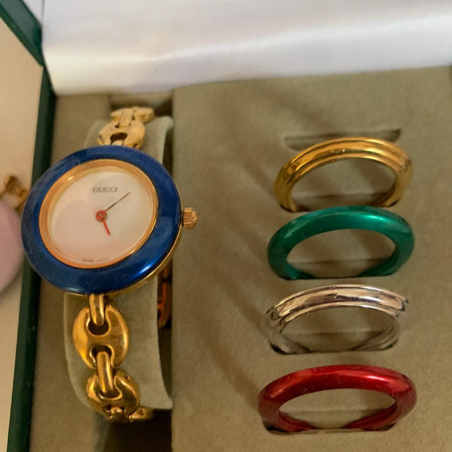 Gucci(グッチ)のGUCCIの時計 あきさん専用 レディースのファッション小物(腕時計)の商品写真