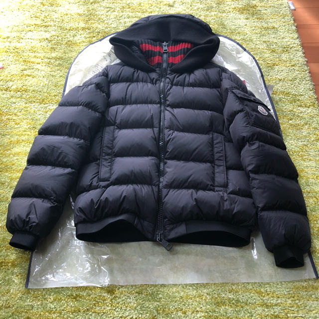 MONCLER(モンクレール)のモンクレール  AUBRAC サイズ0 メンズのジャケット/アウター(ダウンジャケット)の商品写真