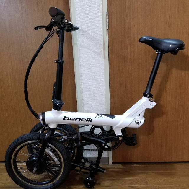 DAHON(ダホン)のBenelli ベネリ　折りたたみ電動アシスト自転車　美品　取りに来られる方 スポーツ/アウトドアの自転車(自転車本体)の商品写真