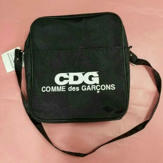 COMME des GARCONS(コムデギャルソン)のCOMME des GARCONS コムデギャルソン CDG ショルダー バッグ メンズのバッグ(ショルダーバッグ)の商品写真