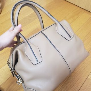 トッズ(TOD'S)のトッズ　かばん(ハンドバッグ)