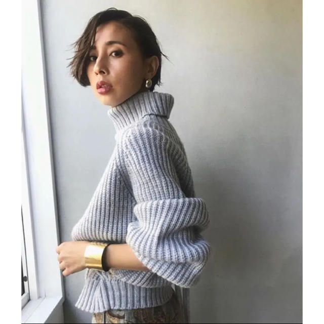 Ameri VINTAGE(アメリヴィンテージ)のameri  BACK TUCK KNIT レディースのトップス(ニット/セーター)の商品写真