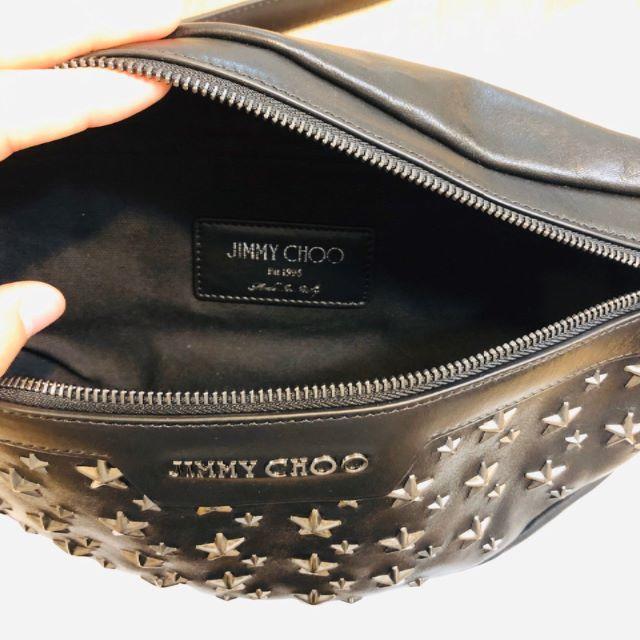 JIMMY CHOO(ジミーチュウ)のジミーチュウ レザー ボディーバッグ 14万 DERRY ウエスト ショルダー メンズのバッグ(ウエストポーチ)の商品写真