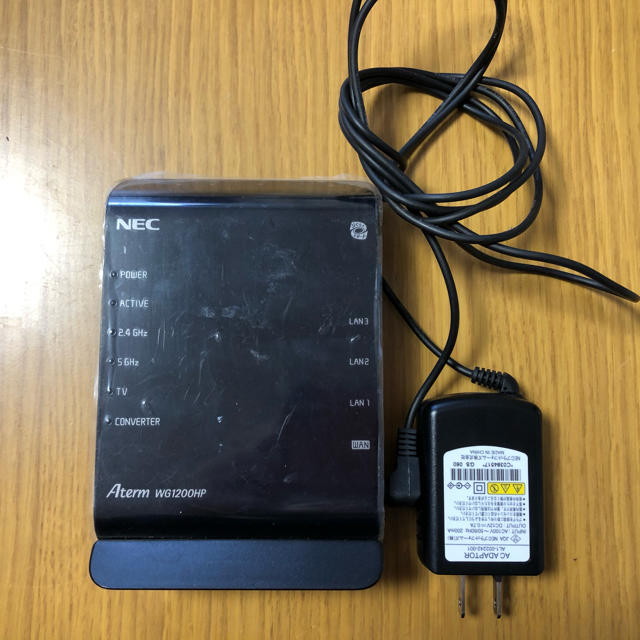 NEC(エヌイーシー)のWi-Fi 無線 ルーター＊NEC＊Aterm WG1200HP＊中古 スマホ/家電/カメラのPC/タブレット(PC周辺機器)の商品写真