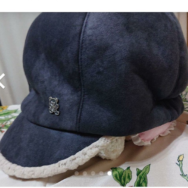 HYSTERIC GLAMOUR(ヒステリックグラマー)の美品ヒステリックグラマーヒスベアボアキャスケット帽子 レディースの帽子(キャップ)の商品写真