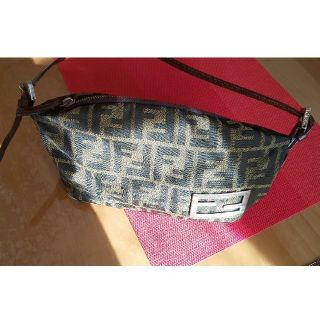 フェンディ(FENDI)のFENDI ミニショルダーバッグ(ショルダーバッグ)