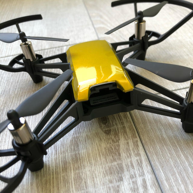 値引き⭐︎本日中のみ 美品 DJI RYZE Tello コンボ 小型ドローン エンタメ/ホビーのおもちゃ/ぬいぐるみ(ホビーラジコン)の商品写真