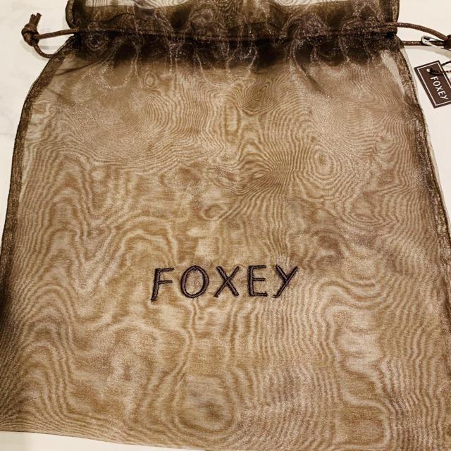 FOXEY(フォクシー)のFOXEY メシュ巾着 レディースのファッション小物(ポーチ)の商品写真