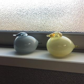 イッタラ(iittala)の本日限定値下げ birds by toikka puffball 2羽セット(ガラス)