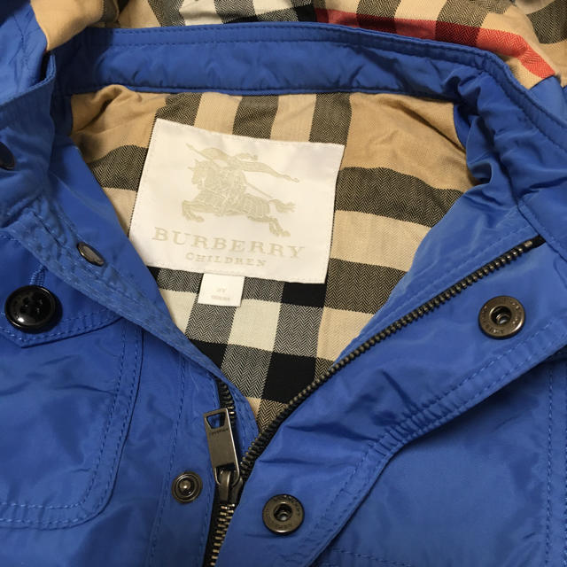 ☆お求めやすく価格改定☆ Burberry kids アウター 3歳サイズ