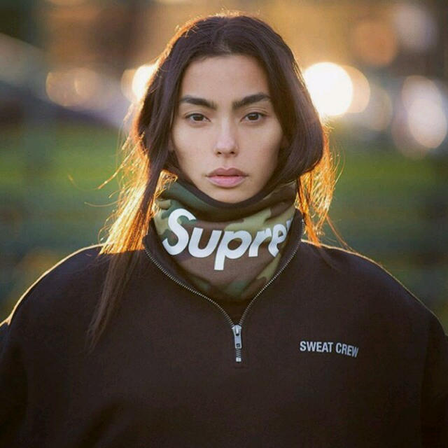 SUPREME ネックウォーマー