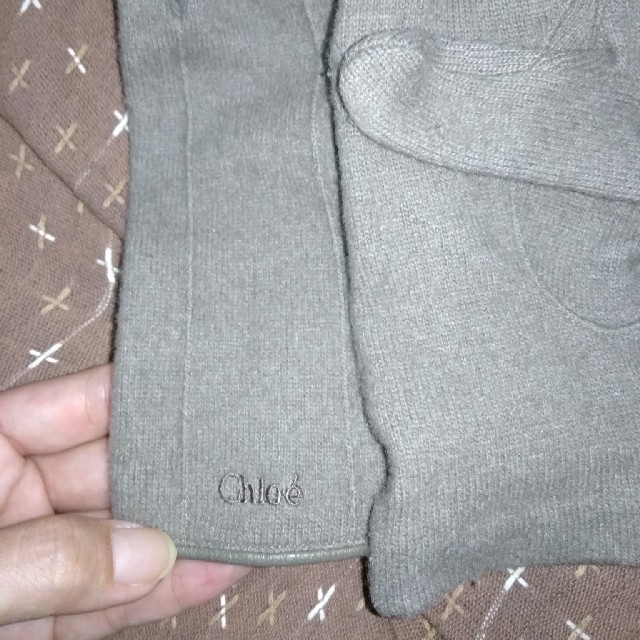 Chloe(クロエ)のChloe手袋　グレージュカラー レディースのファッション小物(手袋)の商品写真