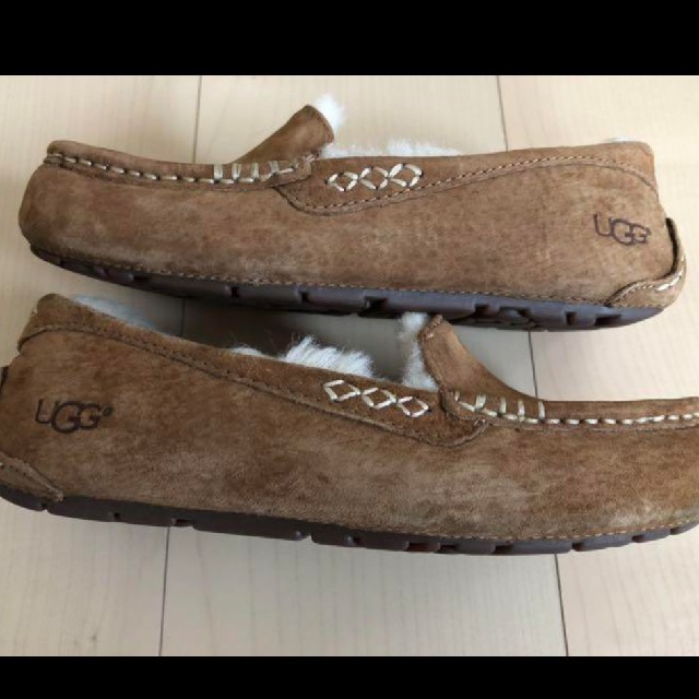 UGG(アグ)の新品未使用 UGG ANSLEY 3312 アンスレー アグ チェストナット レディースの靴/シューズ(スリッポン/モカシン)の商品写真