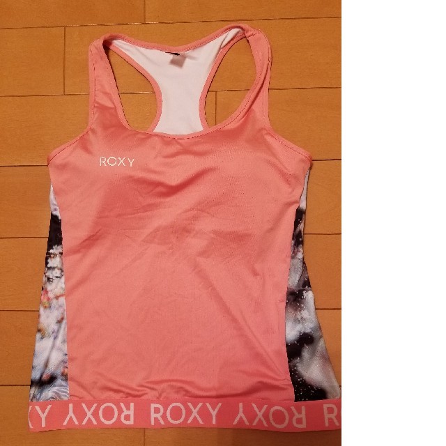 Roxy(ロキシー)の✨ROXY M/ MIKA NINAGAWA✨ フィットネス　タンクトップ スポーツ/アウトドアのトレーニング/エクササイズ(トレーニング用品)の商品写真