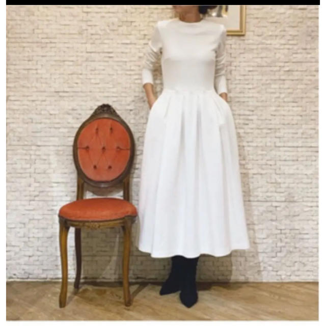 40%OFFの激安セールTsuru by mariko oikawa POSE