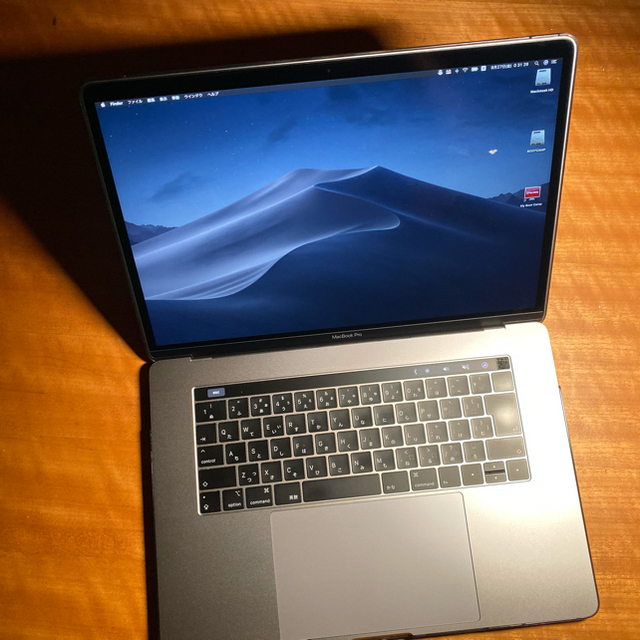 Apple(アップル)のMacBook Pro 15-inch 2018 MR942J/A スマホ/家電/カメラのPC/タブレット(ノートPC)の商品写真