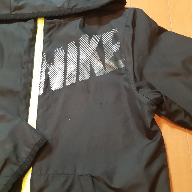 NIKE(ナイキ)の～サリー様専用～ナイキ　パーカー　キッズXS キッズ/ベビー/マタニティのキッズ服男の子用(90cm~)(ジャケット/上着)の商品写真