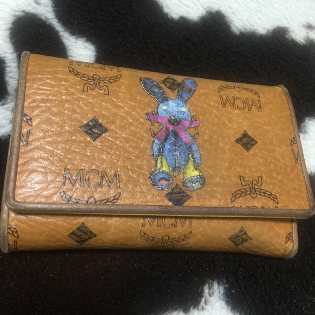 MCM(エムシーエム)のMCM used 三つ折り財布 うさぎ レディースのファッション小物(財布)の商品写真