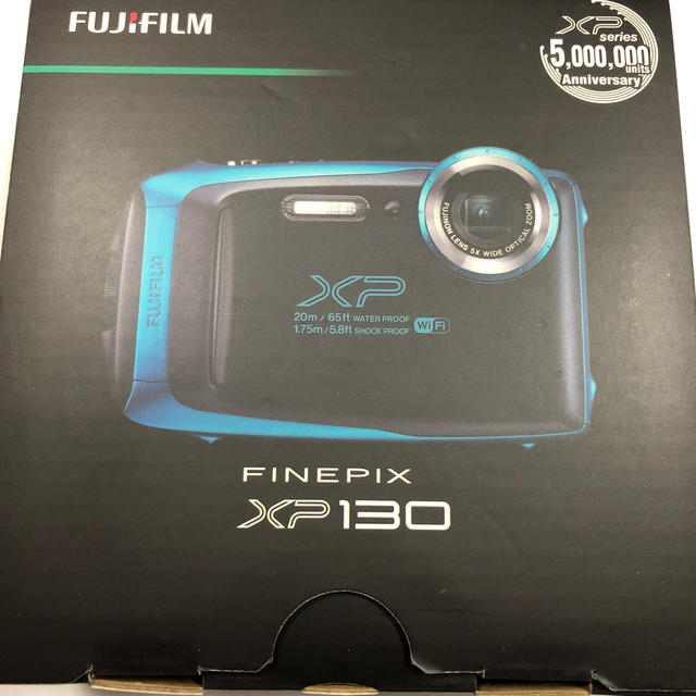 コンパクトデジタルカメラ新品未使用　FUJIFILM 防水カメラ FX-　XP130　SB