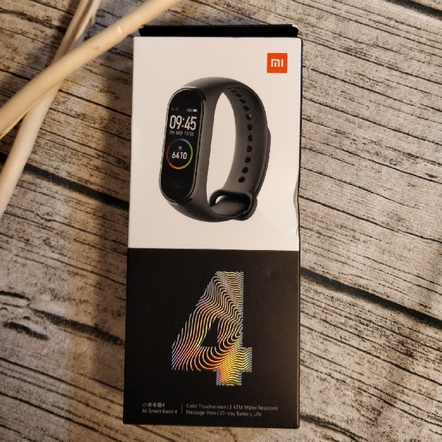 Xiaomi mi band 4 グローバル版　★未開封品 メンズの時計(腕時計(デジタル))の商品写真