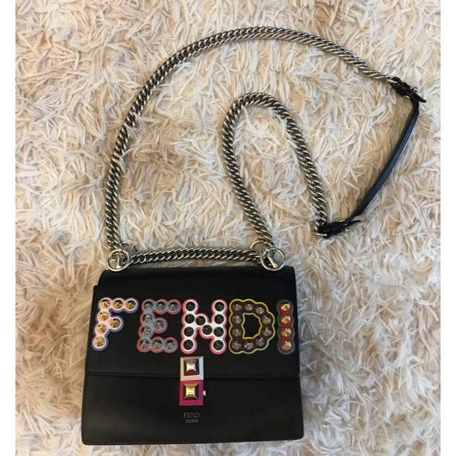 FENDI(フェンディ)の最終値下げ美品♡確実正規品♡FENDI♡フェンディ♡スタッズ♡チェーンバッグ♡ レディースのバッグ(ショルダーバッグ)の商品写真