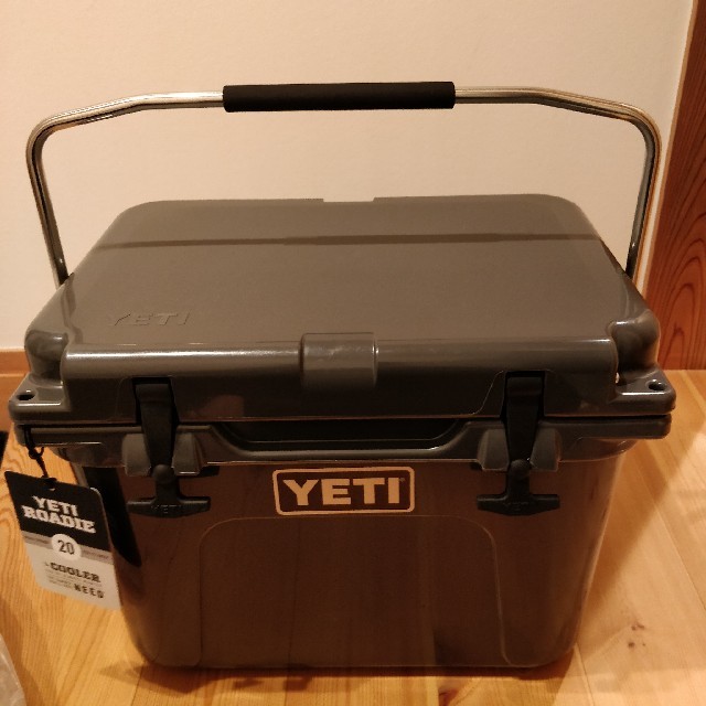 残1 YETI ROADIE20 チャコール