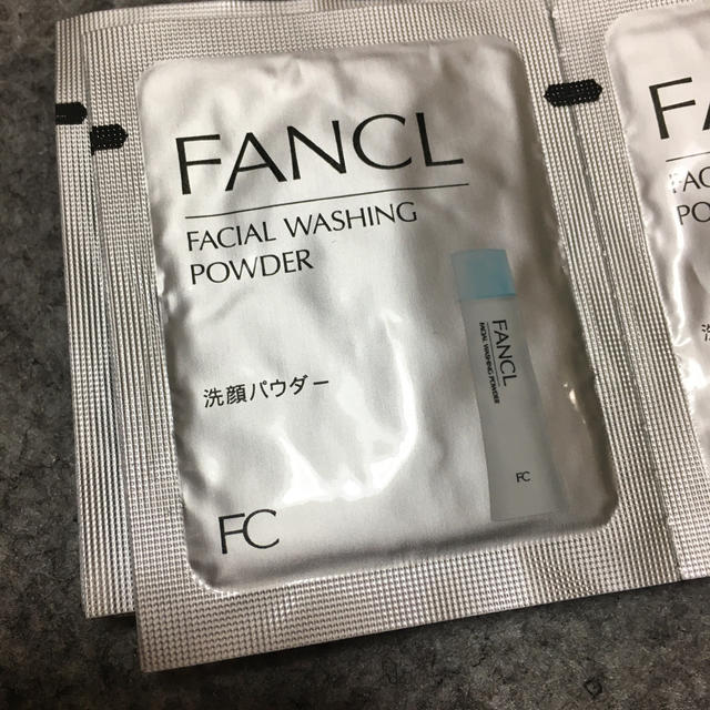 FANCL(ファンケル)のｻﾝﾌﾟﾙ 20点セット FANCL ﾌｧﾝｹﾙ 洗顔&泡立てﾈｯﾄ コスメ/美容のキット/セット(サンプル/トライアルキット)の商品写真