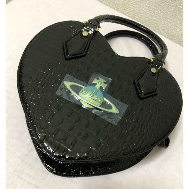 Vivienne Westwood(ヴィヴィアンウエストウッド)の超お得‼️ヴィヴィアン クロコハート型バッグ 【新品未使用品】 レディースのバッグ(ショルダーバッグ)の商品写真